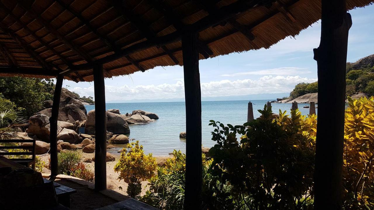 Mufasa Eco Lodge Monkey Bay Luaran gambar