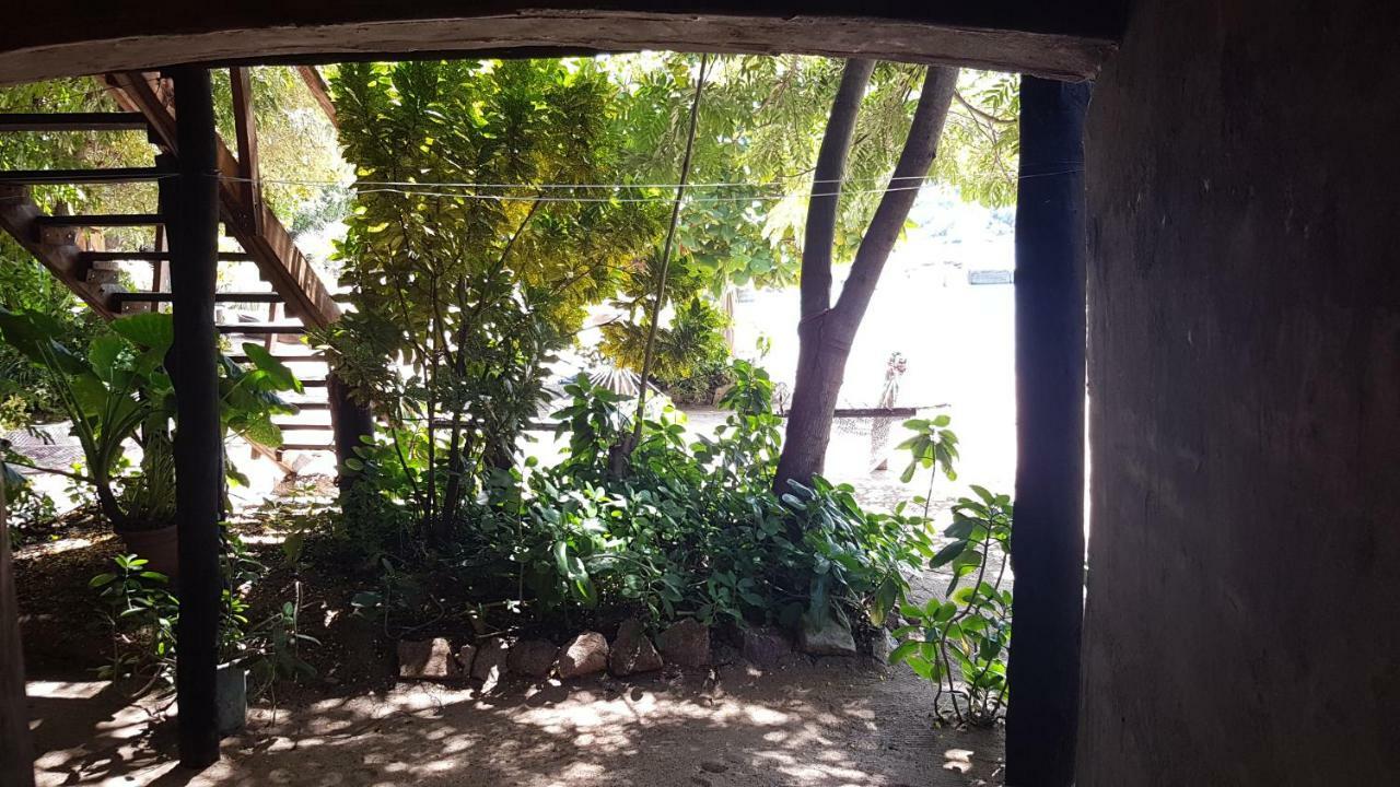 Mufasa Eco Lodge Monkey Bay Luaran gambar